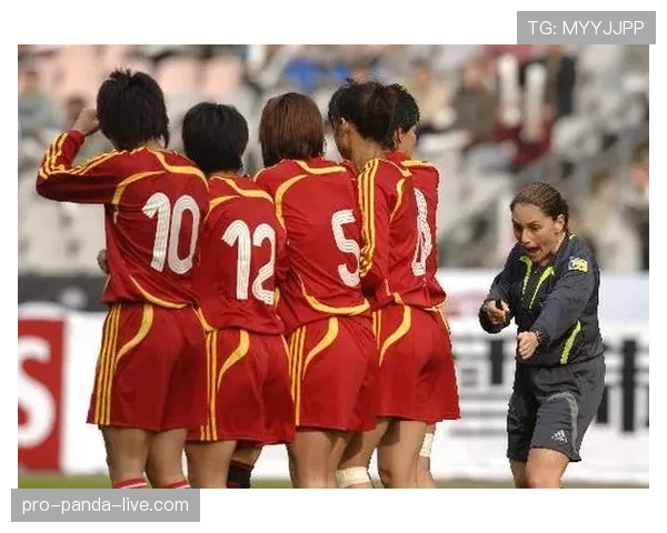 人墙规则详解：裁判判罚依据与防守限制标准解析